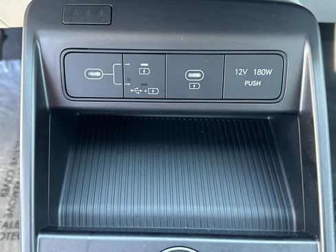 Used 2024 Hyundai Kona SEL FWD image 32