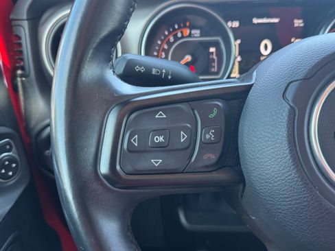 Used 2018 Jeep Wrangler Unlimited Sport S AWD/4WD image 22