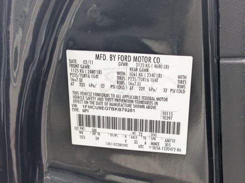 Used 2011 Ford Escape Limited image 32