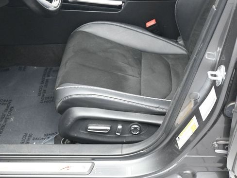 Used 2023 Acura Integra A-Spec image 12