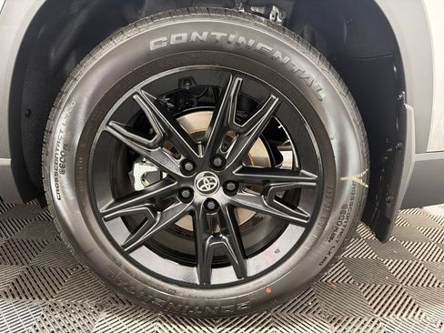 New 2026 Toyota Grand Highlander AWD image 35