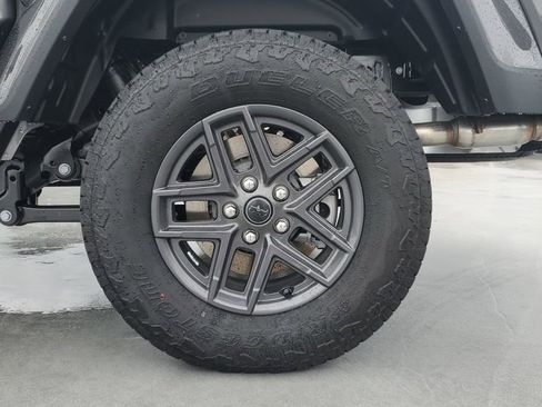 New 2026 Jeep Gladiator Sport image 6