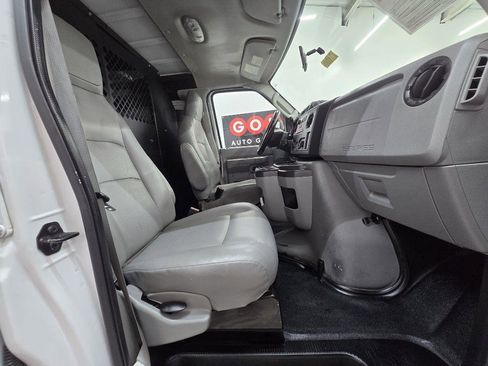 Used 2013 Ford E-150 and Econoline 150 image 17