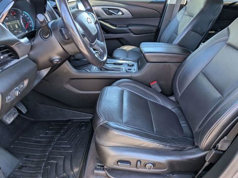 Used 2018 Chevrolet Traverse Premier w/ Driver Confidence II Package image 28