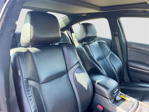 Used 2020 Dodge Charger SXT w/ Leather Interior Group image 26