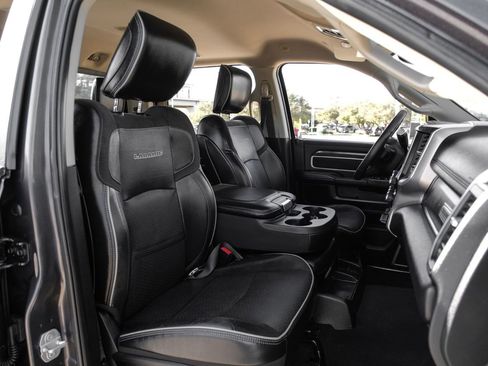 Used 2020 RAM 2500 Laramie image 30