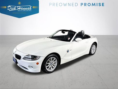 Used 2005 BMW Z4 2.5i RWD image 1