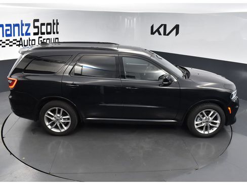 Used 2024 Dodge Durango GT RWD image 14