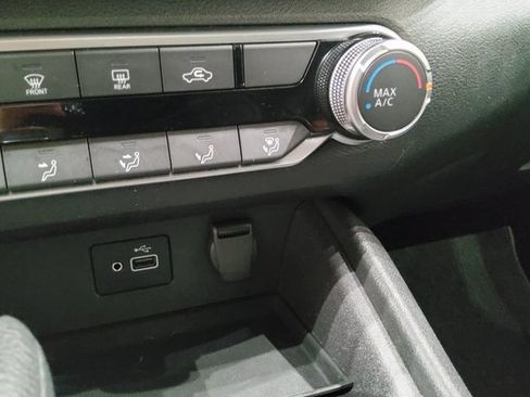 Used 2024 Nissan Altima 2.5 S image 30