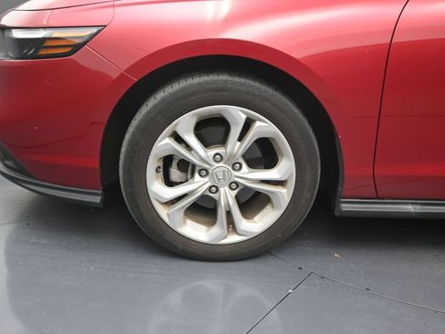 Used 2023 Honda Accord LX image 9
