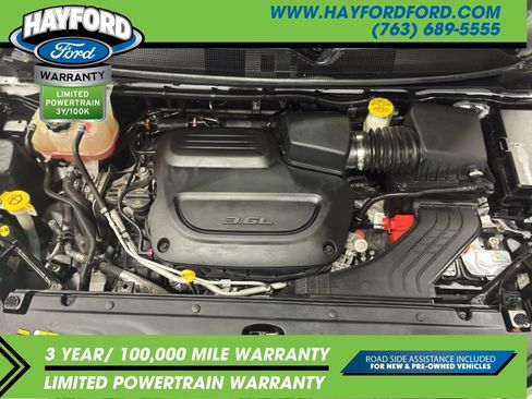 Used 2022 Chrysler Pacifica Touring-L FWD image 25