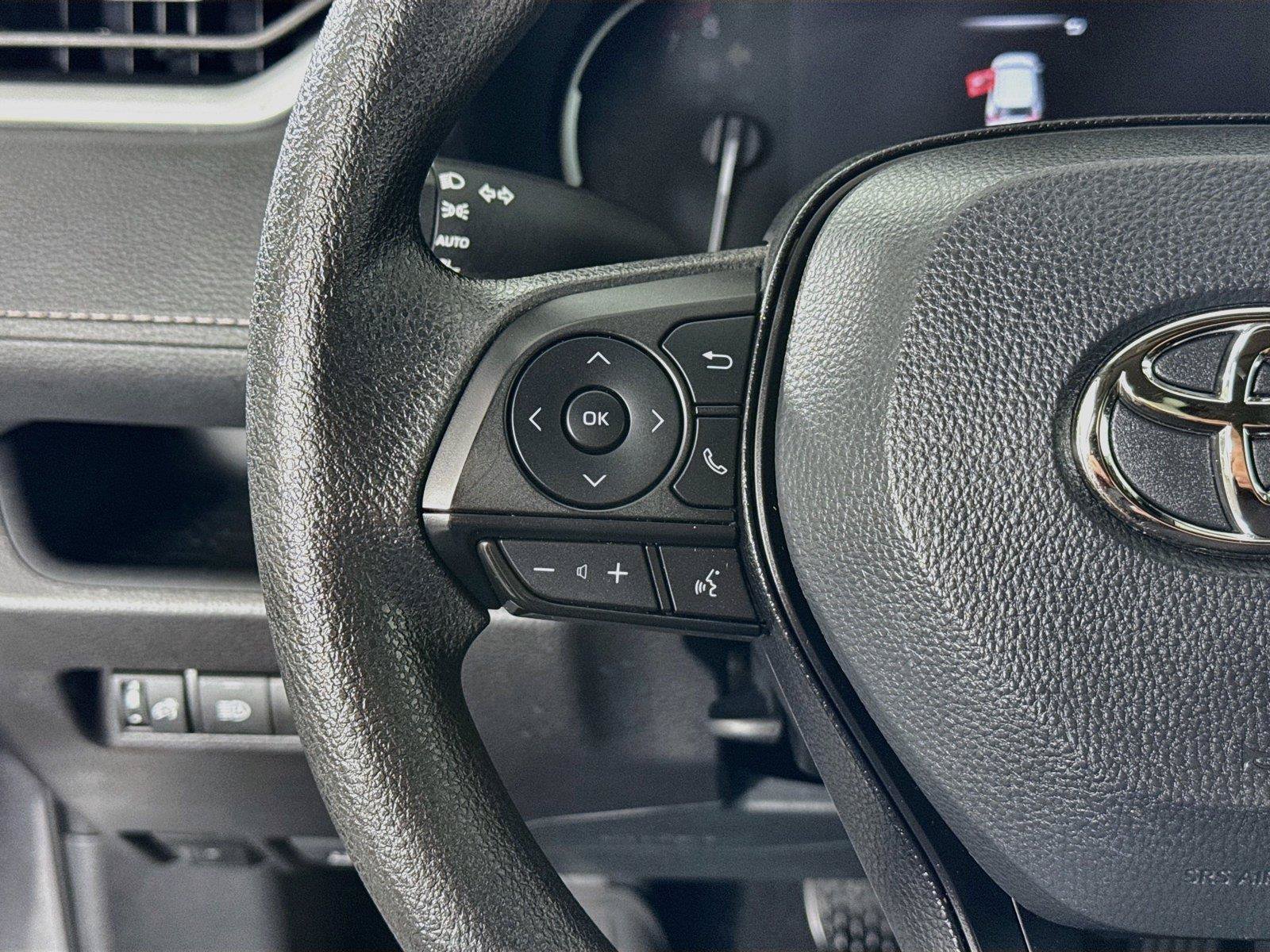 Certified 2025 Toyota RAV4 XLE FWD image 17