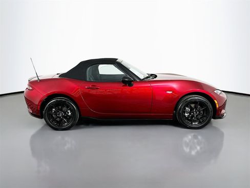 Certified 2023 MAZDA MX-5 Miata Sport w/ Appearance Package image 8
