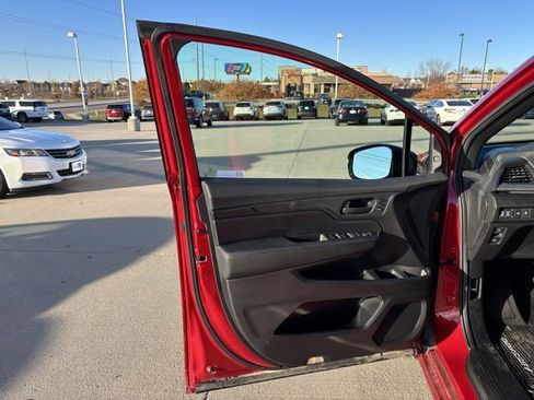 Certified 2025 Honda Odyssey Sport-L image 10