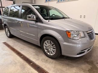 Used 2015 Chrysler Town & Country Touring-L w/ Driver Convenience Group FWD video 2