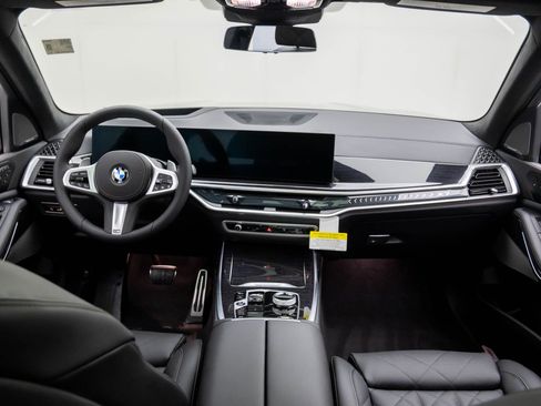 New 2026 BMW X7 xDrive40i w/ Executive Package image 10