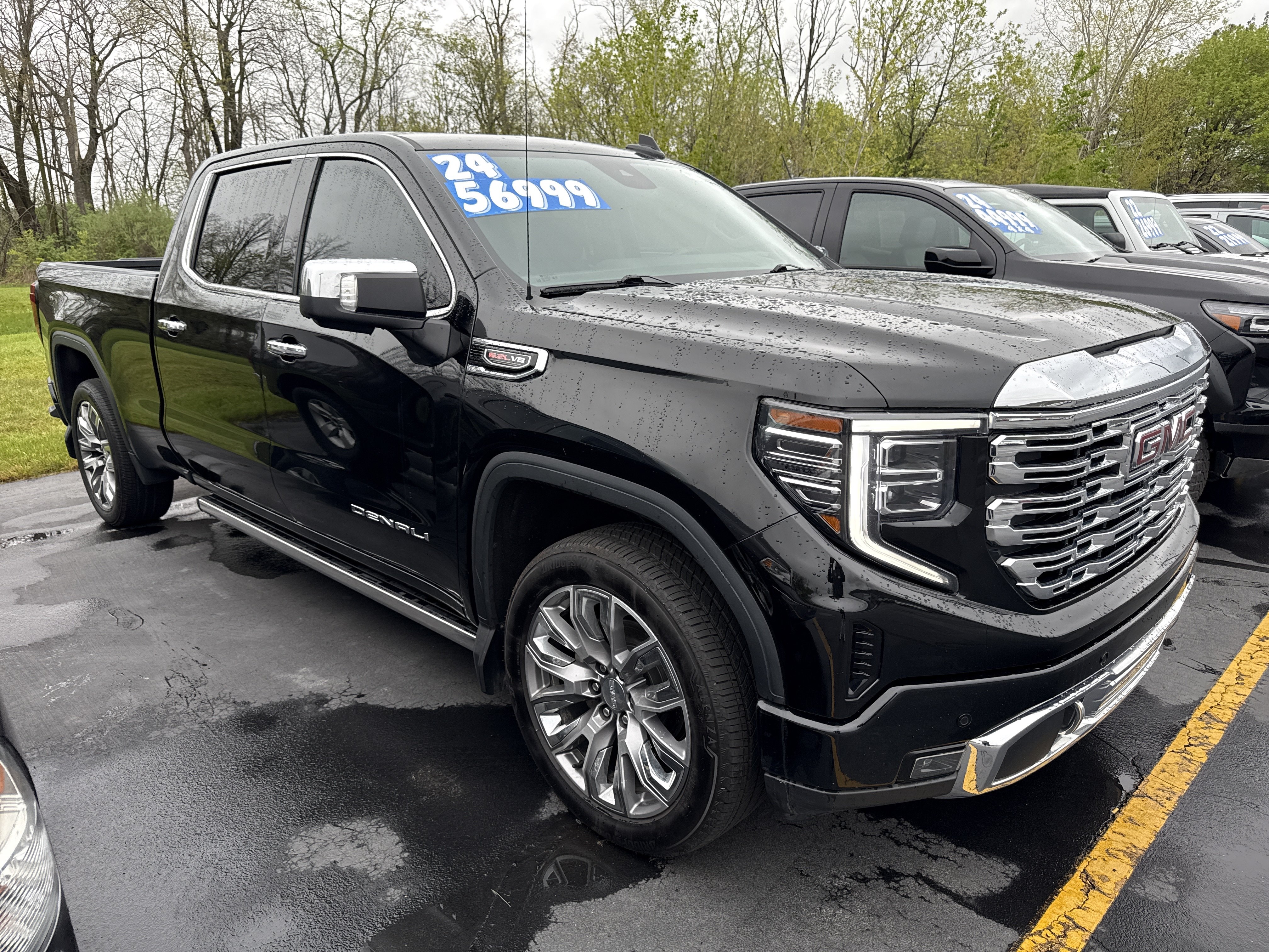 Used 2024 GMC Sierra 1500 Denali w/ Denali Reserve Package AWD/4WD image 1
