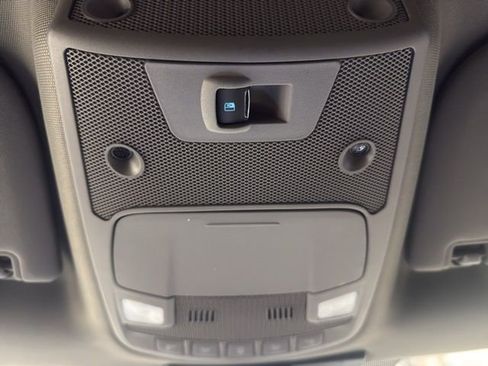 Used 2020 Ford F150 Lariat w/ Equipment Group 502A Luxury image 23