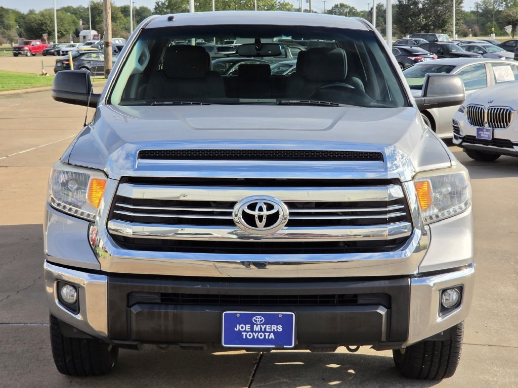 Used 2017 Toyota Tundra SR5 w/ SR5 Upgrade Package RWD image 3