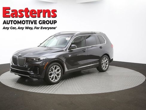 Used 2022 BMW X7 xDrive40i w/ Premium Package image 56