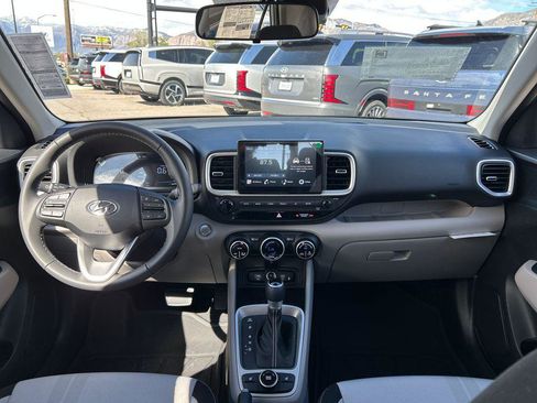 New 2026 Hyundai Venue SEL FWD image 12
