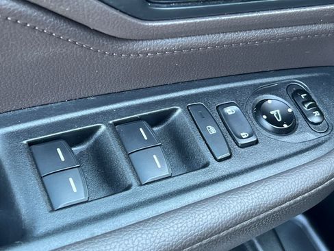 Used 2020 Honda Odyssey EX image 13