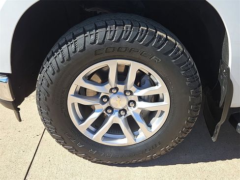 Used 2021 Chevrolet Silverado 1500 LTZ w/ Safety Package II image 13