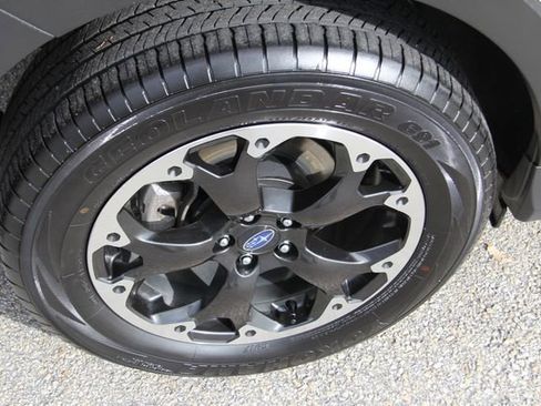 Certified 2023 Subaru Crosstrek 2.0i Premium image 13