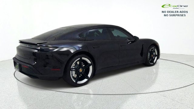 Used 2024 Porsche Taycan 4S w/ Premium Package AWD/4WD image 8