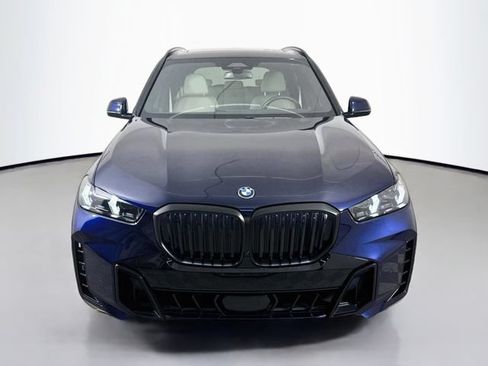 Used 2025 BMW X5 xDrive50e w/ M Sport Package AWD/4WD image 2