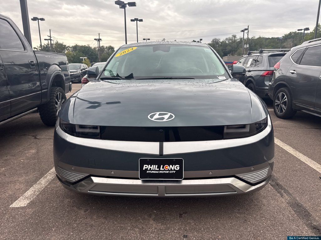 Used 2024 Hyundai Ioniq 5 Limited AWD/4WD image 23