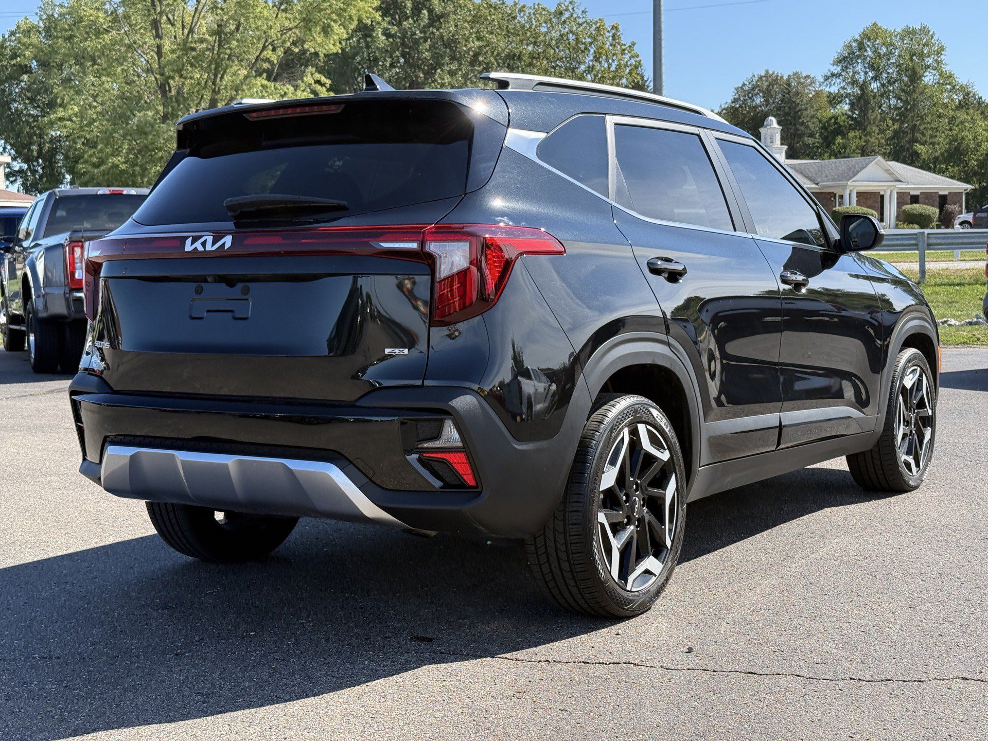 Used 2024 Kia Seltos SX AWD/4WD image 7