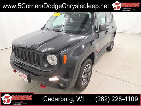 Used 2017 Jeep Renegade Trailhawk AWD/4WD image 1
