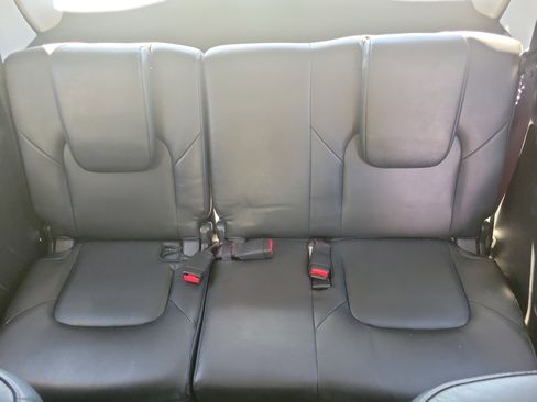 Used 2024 INFINITI QX80 Luxe image 11