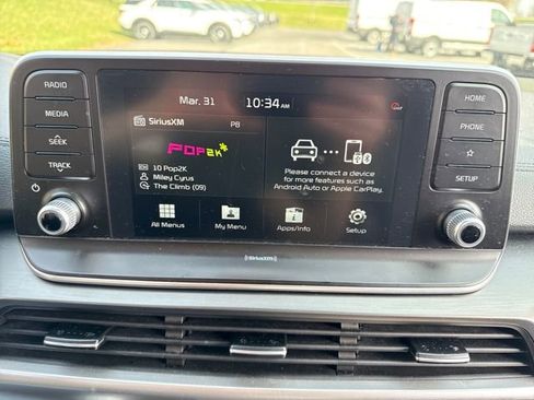 Used 2020 Kia Telluride S image 32