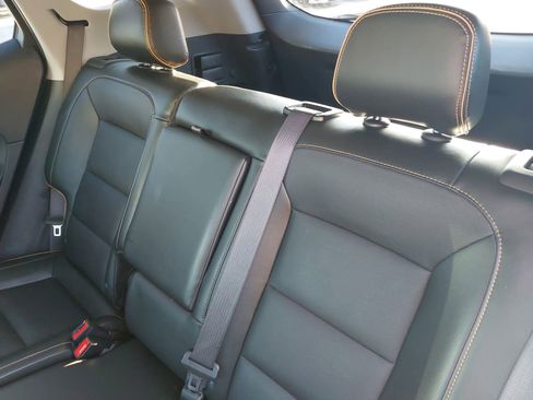 Used 2022 GMC Terrain AT4 image 14