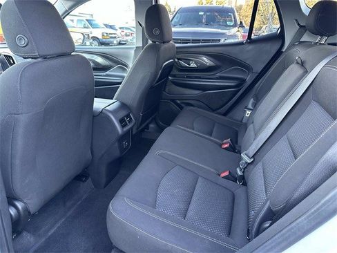 Used 2024 GMC Terrain SLE image 15