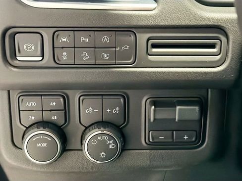 Certified 2022 Chevrolet Tahoe Z71 w/ Luxury Package image 10