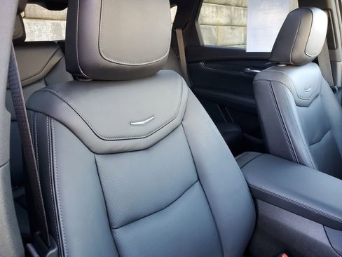 Certified 2023 Cadillac XT5 Premium Luxury image 42