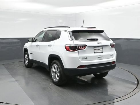 New 2026 Jeep Compass Latitude image 5
