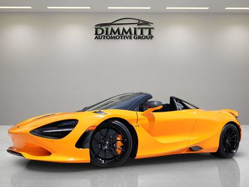 Used 2024 McLaren 750S Spider RWD image 2