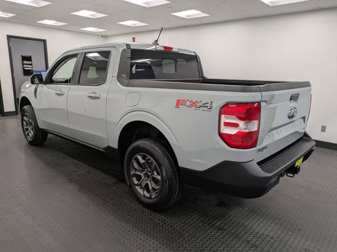 Used 2022 Ford Maverick Lariat w/ Equipment Group 500A Standard image 6