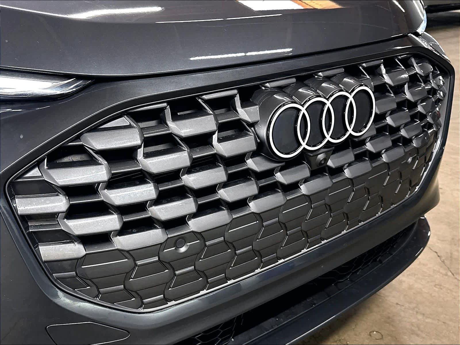 Used 2025 Audi Q5 Premium Plus AWD/4WD image 32