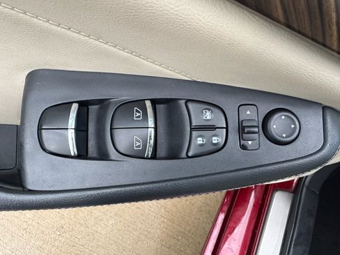 Used 2018 Nissan Maxima Platinum image 12