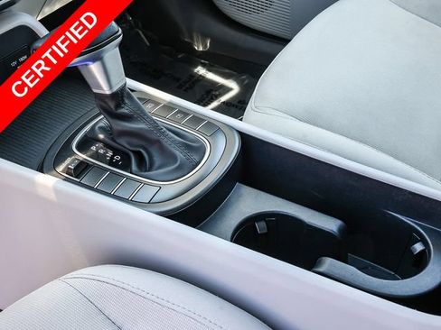 Certified 2025 Hyundai Kona SEL FWD image 21