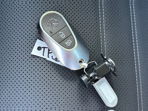 New 2026 Mercedes-Benz GLC 300 4MATIC image 35