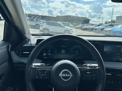 Used 2026 Nissan Kicks SR AWD/4WD image 29