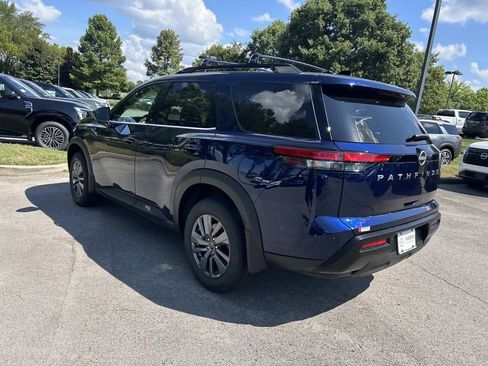 New 2026 Nissan Pathfinder SV w/ Lighting Package FWD image 5