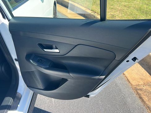 New 2026 Nissan Sentra SR w/ Floor Mat Package FWD image 14
