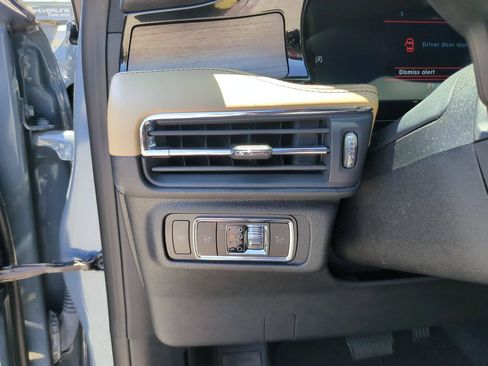 Used 2023 Lincoln Corsair Reserve w/ Equipment Group 201A AWD/4WD image 24